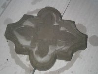 Извлеченная из формы плитка