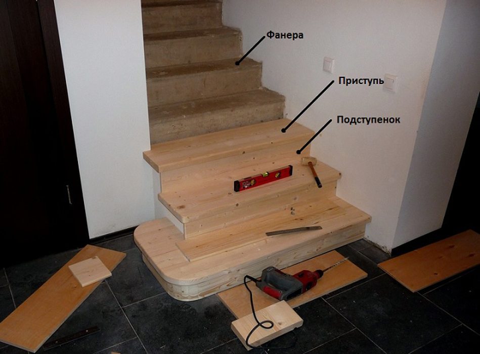 Крепление ступеней к фанере